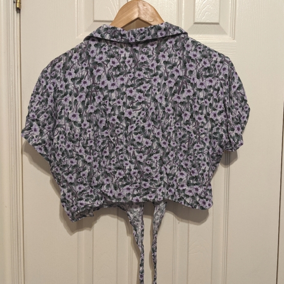 American Apparel cropped floral blouse - Picture 3 of 7